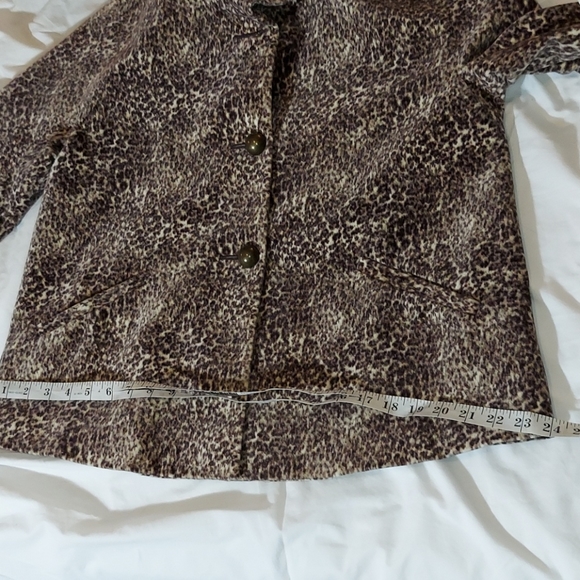 Talbots Tantalizing leopard print light Jacket - Picture 8 of 10